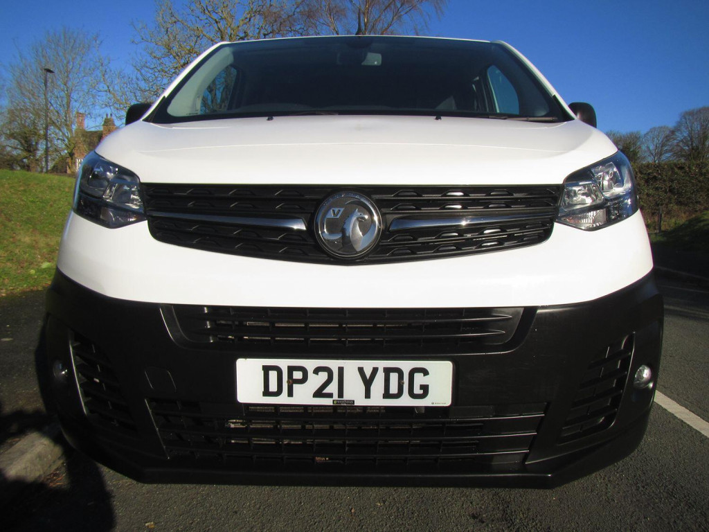 View VAUXHALL VIVARO 1.5 Turbo D 2900 Dynamic - REPAIRED CAT S