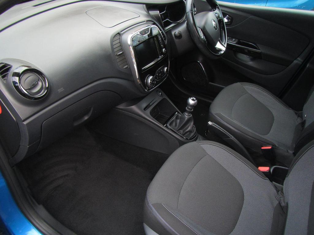 RENAULT CAPTUR