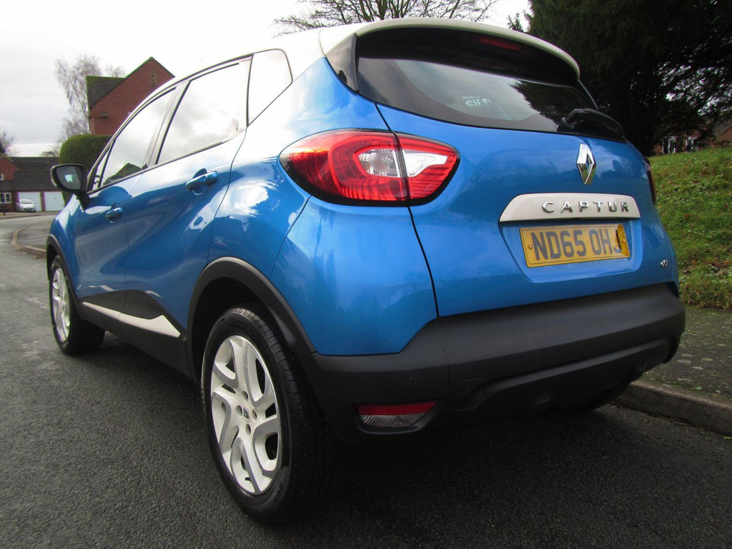 RENAULT CAPTUR