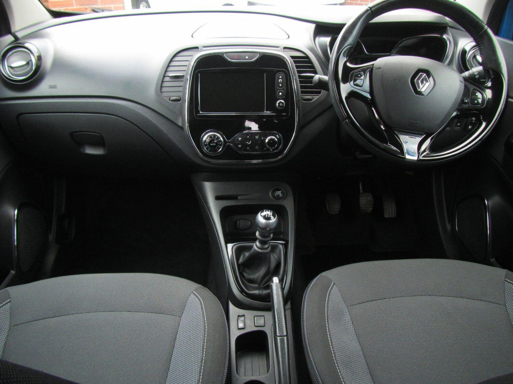 RENAULT CAPTUR