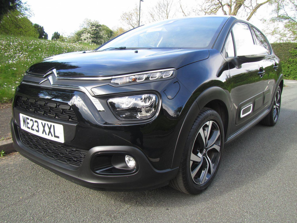 View CITROEN C3 1.2 PureTech Shine Plus