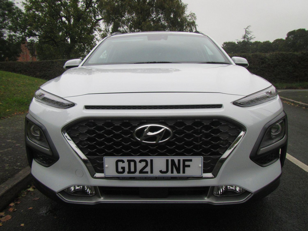 View HYUNDAI KONA 1.6 h-GDi Premium SE