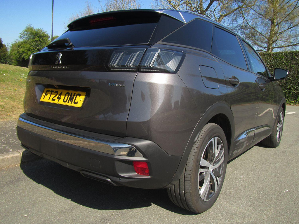 View PEUGEOT 3008 1.6 12.4kWh Allure Plug-In Hybrid - DAMAGED CAT S - DRIVE AWAY