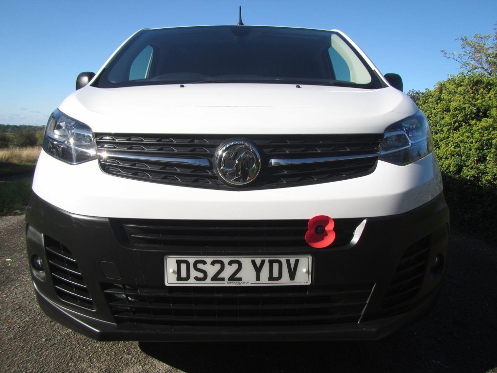 View VAUXHALL VIVARO 1.5 Turbo Diesel 2900 Dynamic L2H1 - DAMAGED CAT S - DRIVE AWAY