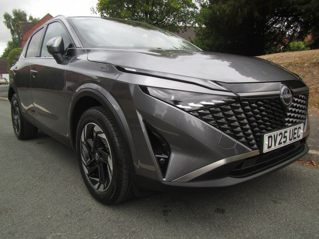 View NISSAN QASHQAI 1.3 DIG-T MHEV N-Connecta - REPAIRED CAT S