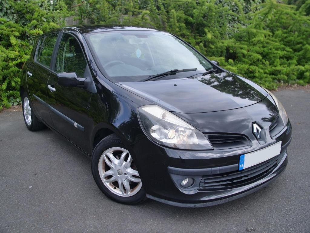 View RENAULT CLIO 1.4 16v Dynamique S