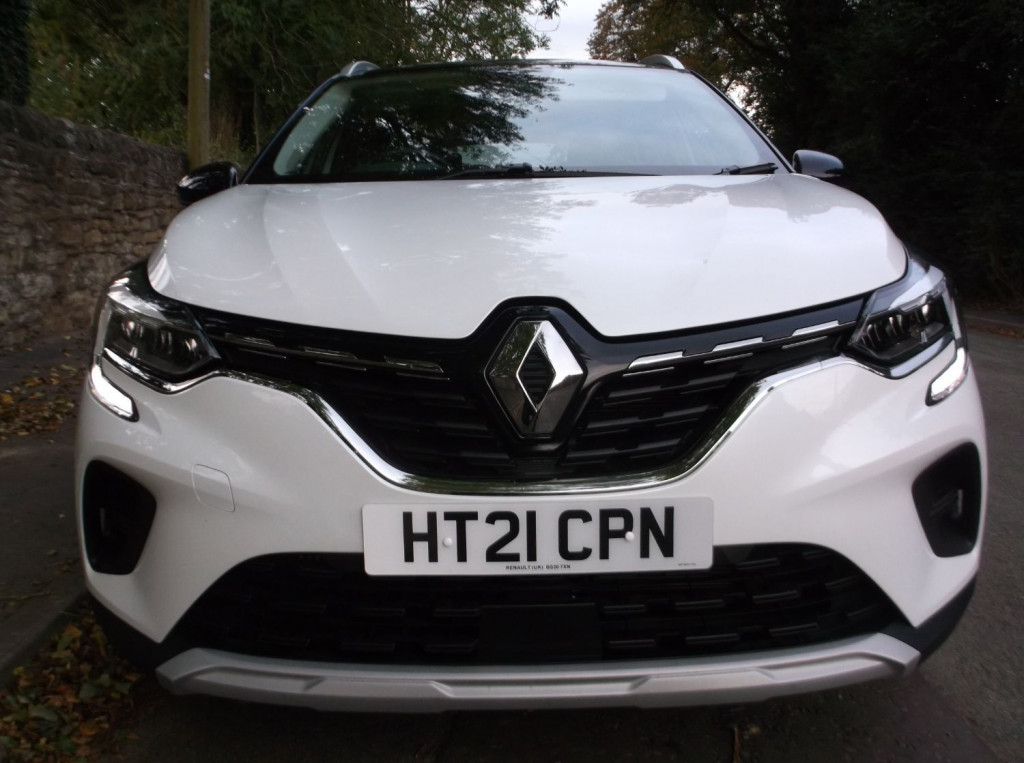 View RENAULT CAPTUR 1.3 TCe Iconic - REPAIRED CAT S