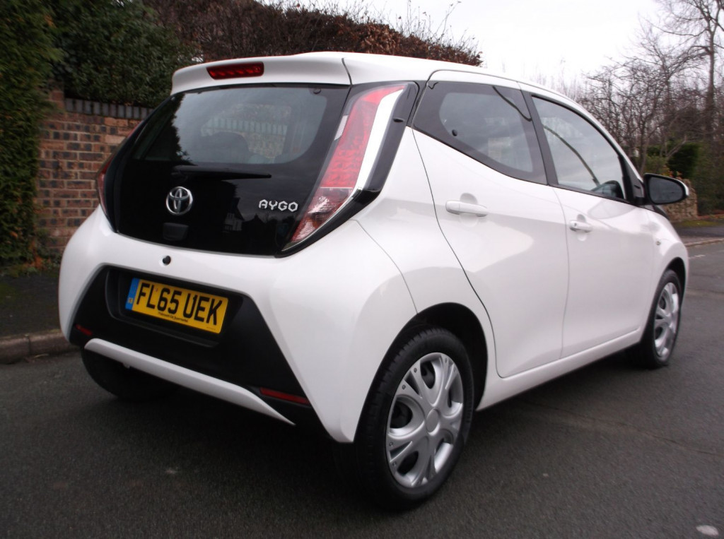 TOYOTA AYGO