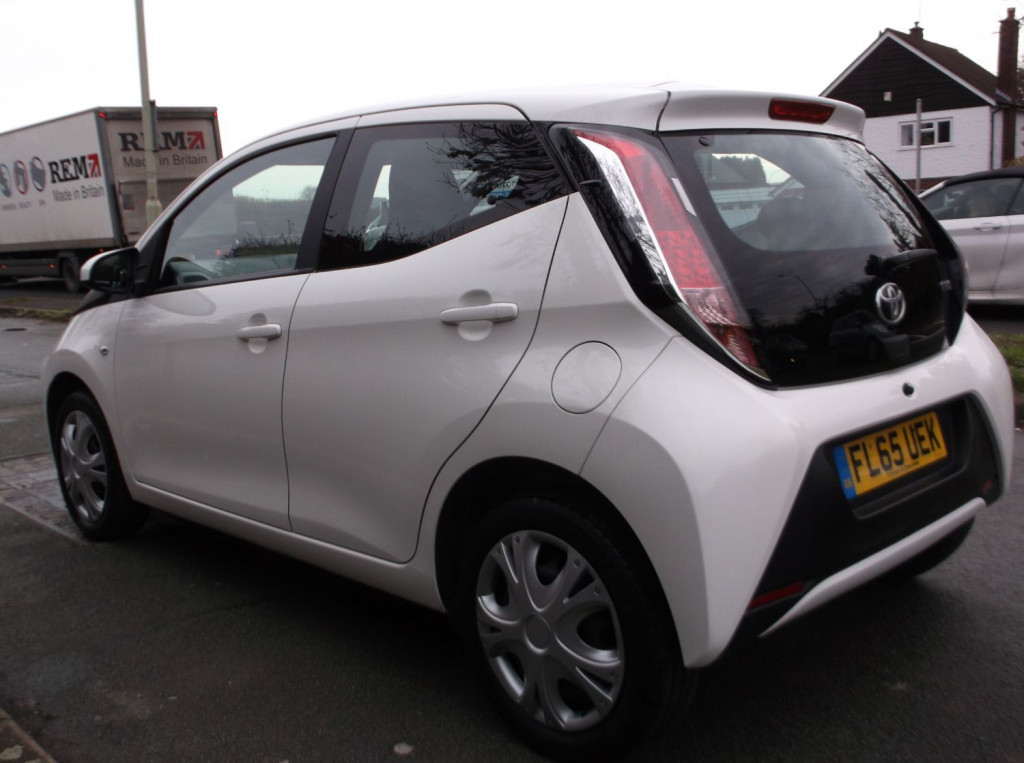 TOYOTA AYGO