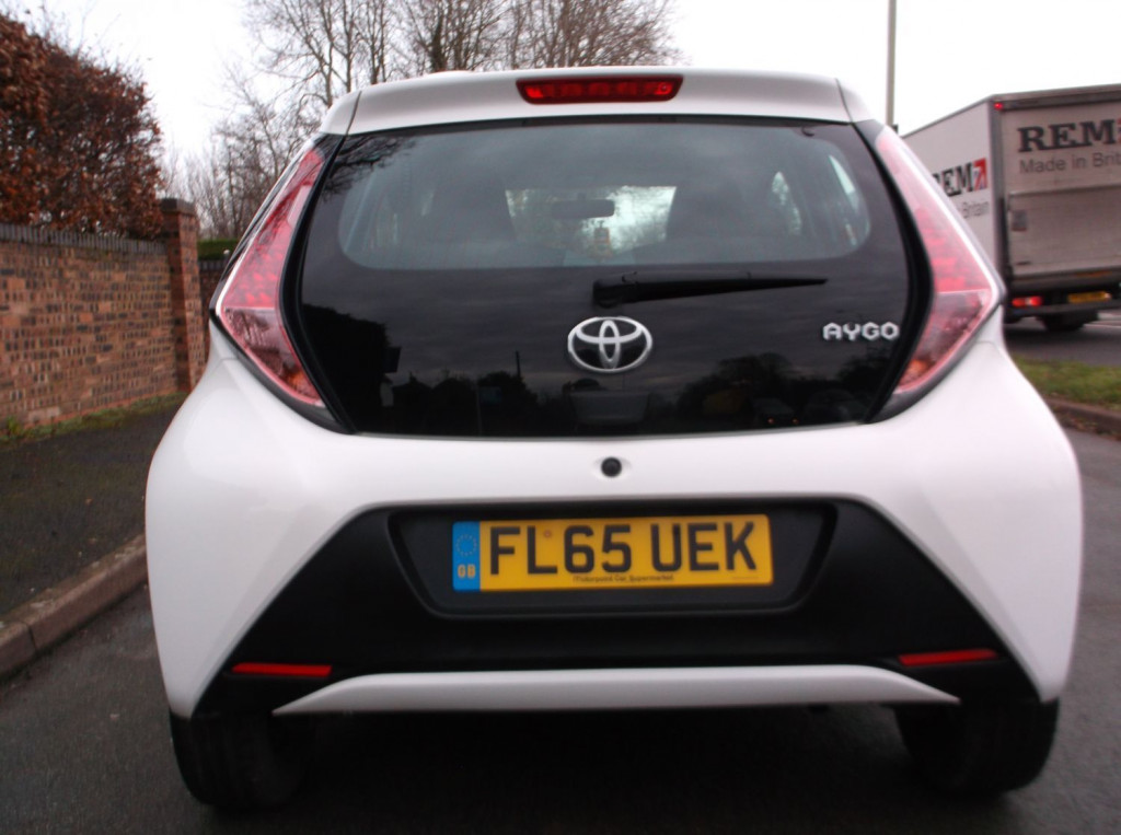 TOYOTA AYGO
