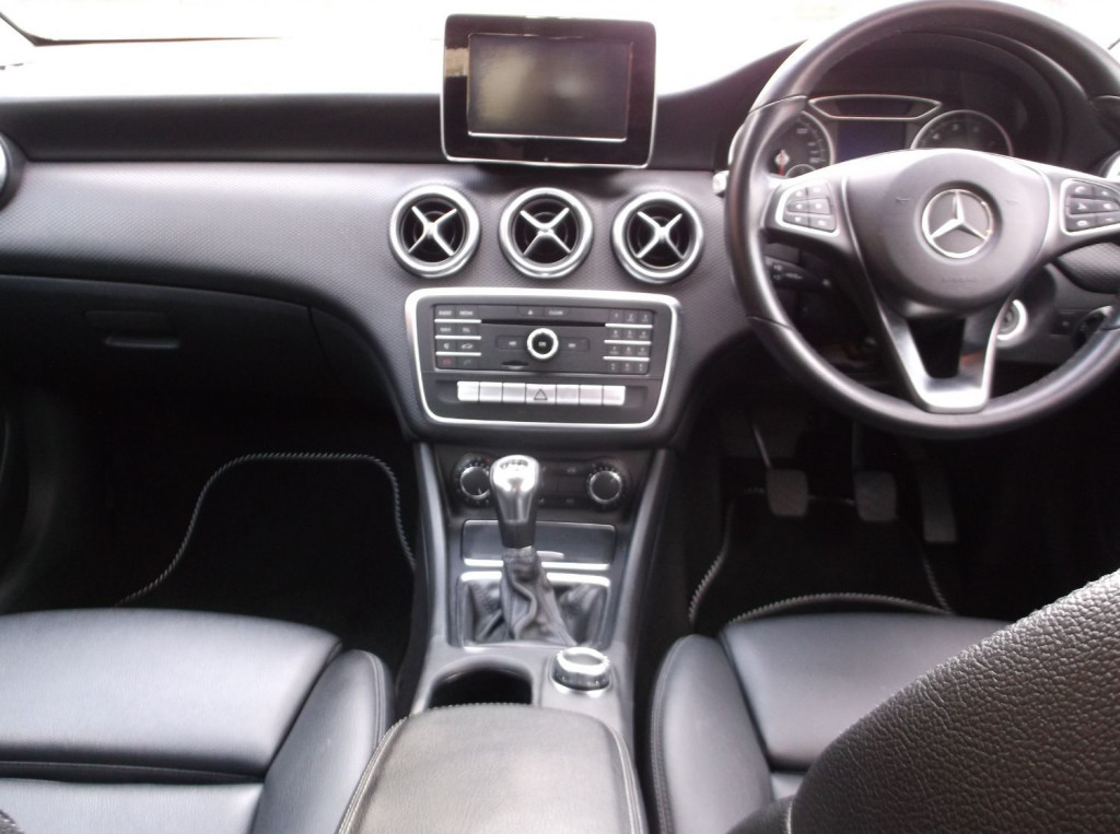 MERCEDES-BENZ A CLASS