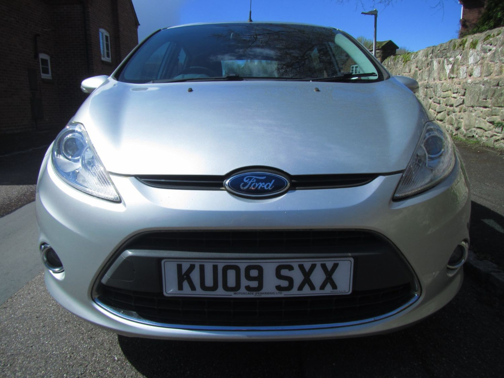 View FORD FIESTA ZETEC