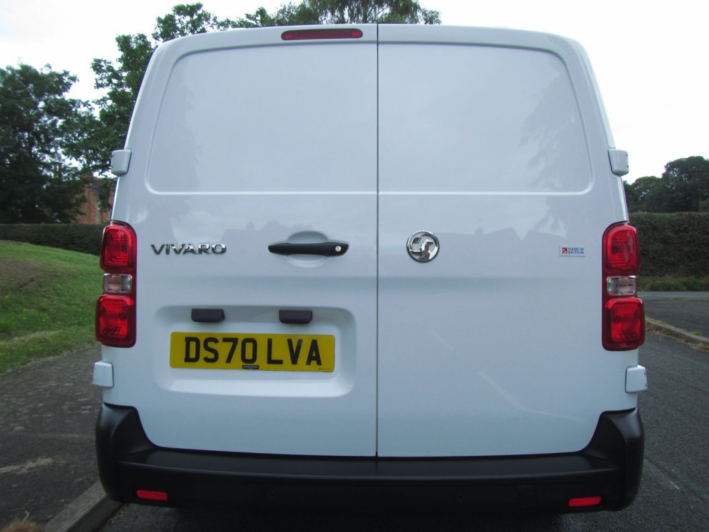 VAUXHALL VIVARO