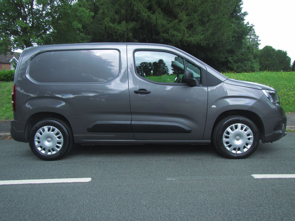 VAUXHALL COMBO