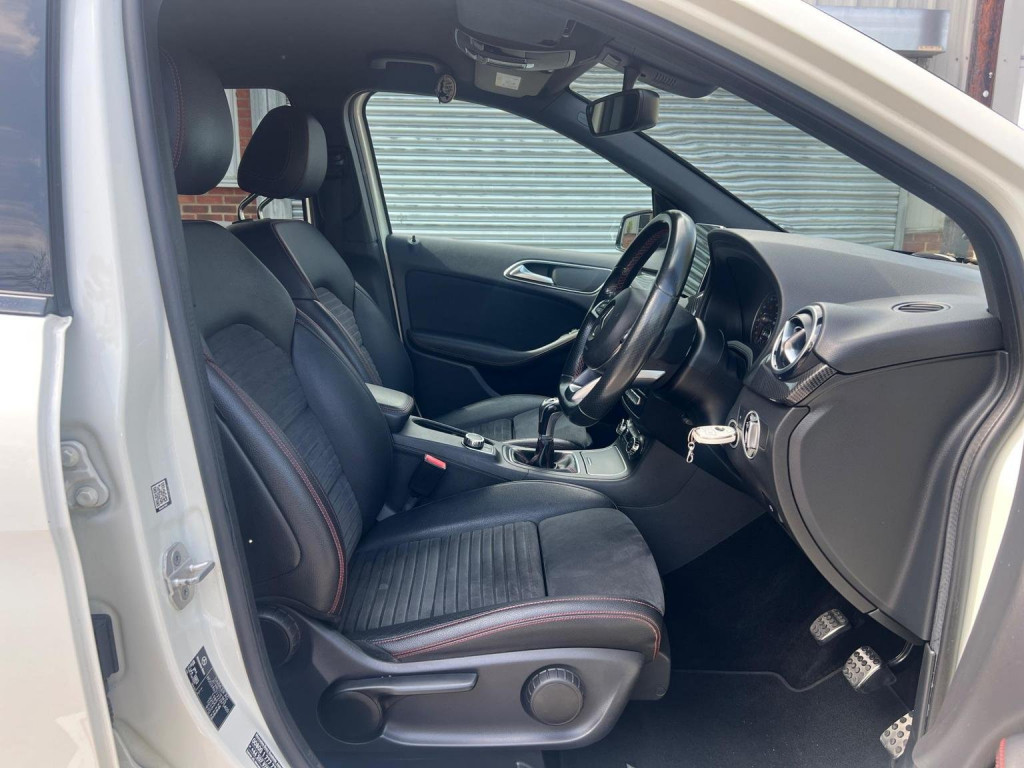 MERCEDES-BENZ B CLASS