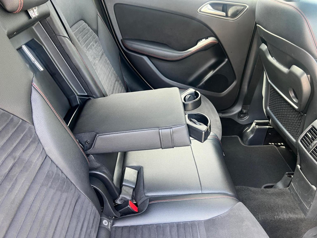 MERCEDES-BENZ B CLASS