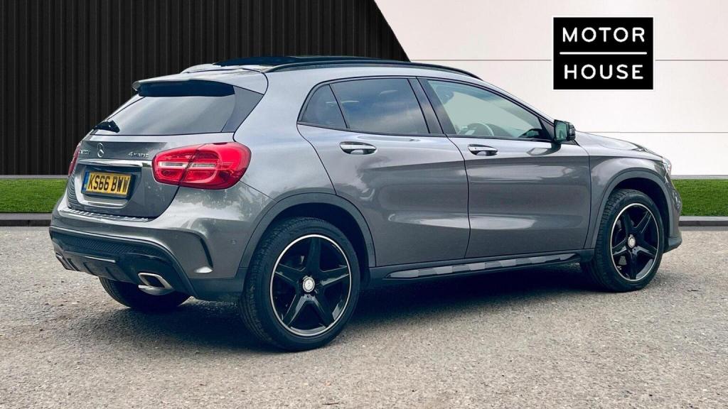 MERCEDES-BENZ GLA CLASS