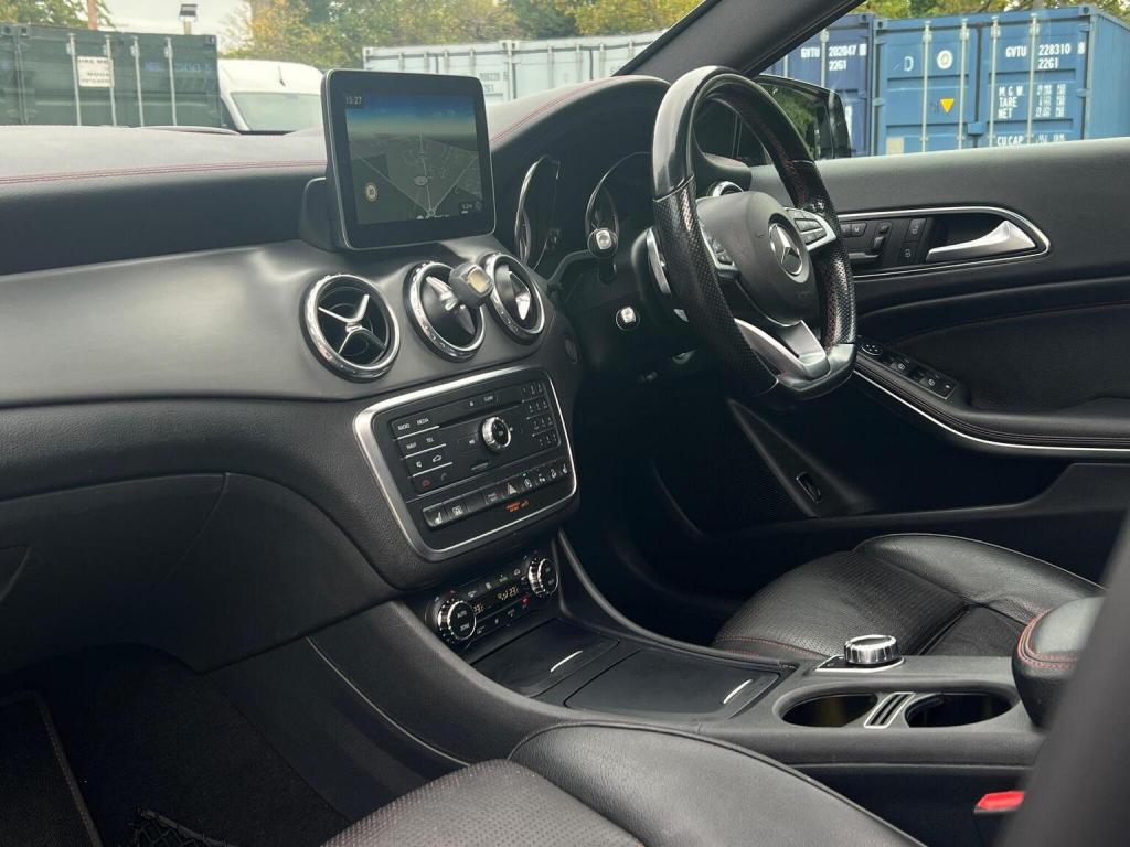 MERCEDES-BENZ GLA CLASS