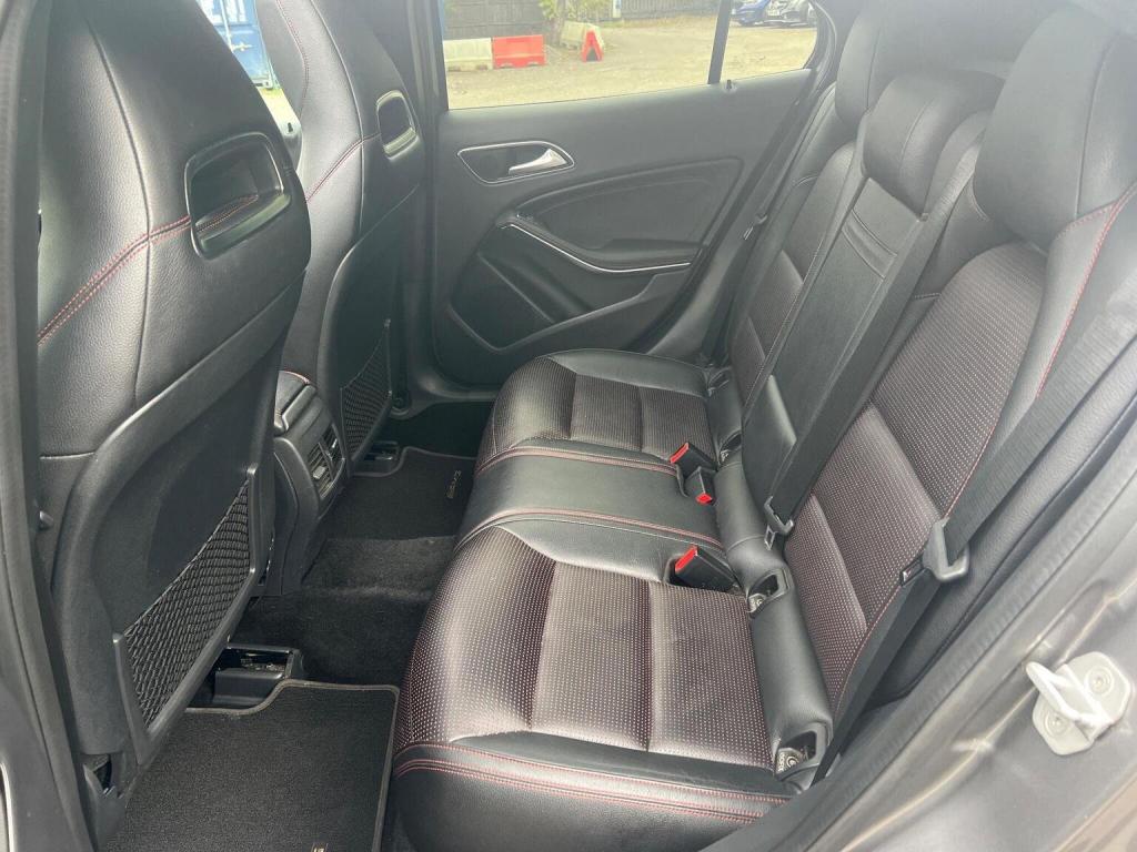 MERCEDES-BENZ GLA CLASS