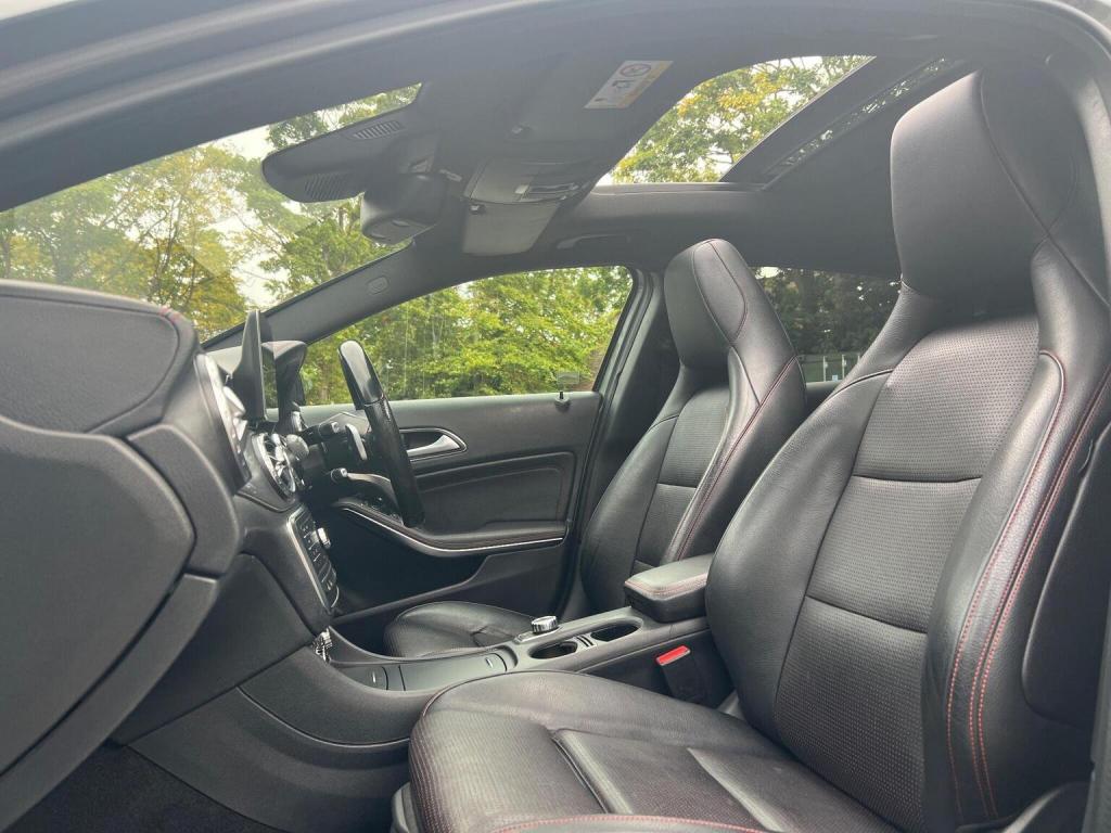 MERCEDES-BENZ GLA CLASS