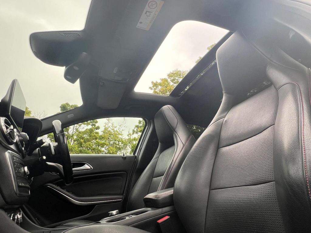 MERCEDES-BENZ GLA CLASS