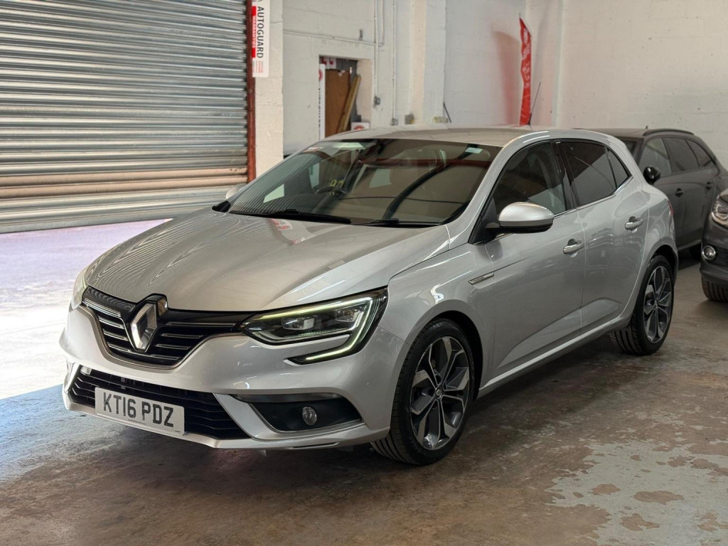 View RENAULT MEGANE 1.6 dCi Signature Nav Euro 6 (s/s) 5dr