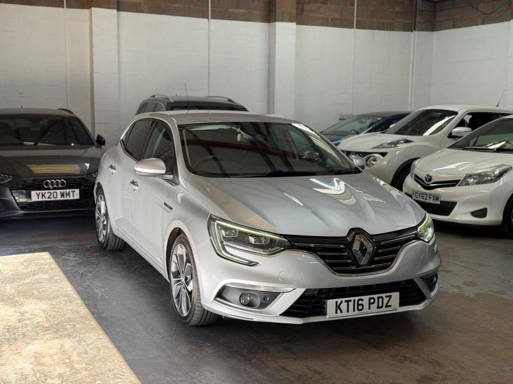 View RENAULT MEGANE 1.6 dCi Signature Nav Euro 6 (s/s) 5dr