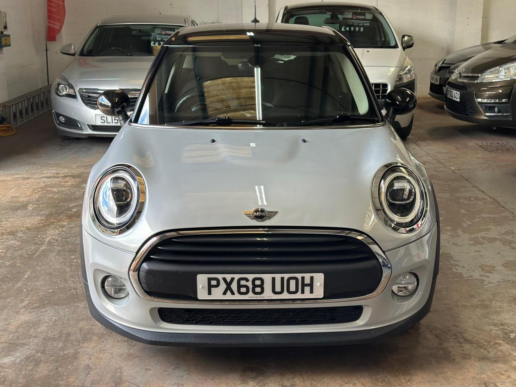 View MINI HATCH 1.5 Cooper Steptronic Euro 6 (s/s) 5dr