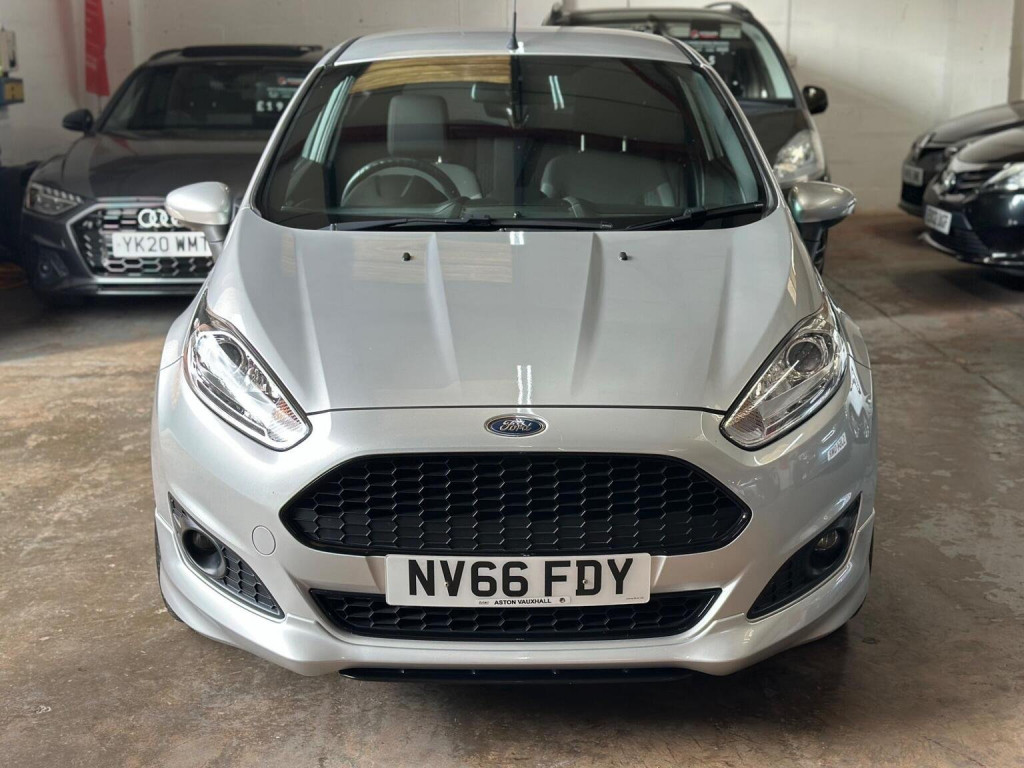 View FORD FIESTA 1.0T EcoBoost ST-Line Euro 6 (s/s) 3dr
