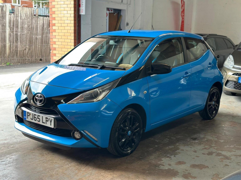 View TOYOTA AYGO 1.0 VVT-i x-cite Euro 6 5dr
