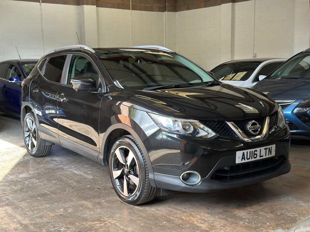 View NISSAN QASHQAI 1.5 dCi N-Connecta 2WD Euro 6 (s/s) 5dr