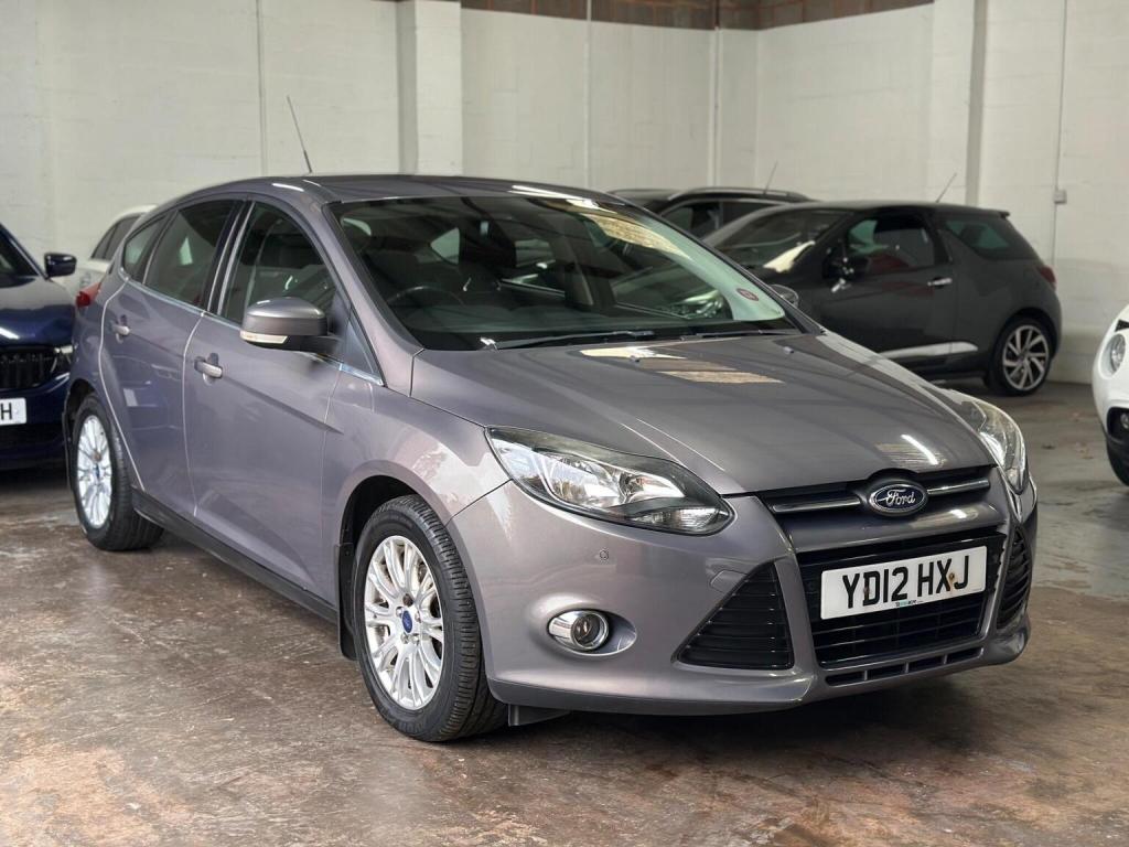 View FORD FOCUS 1.6 Titanium Euro 5 5dr