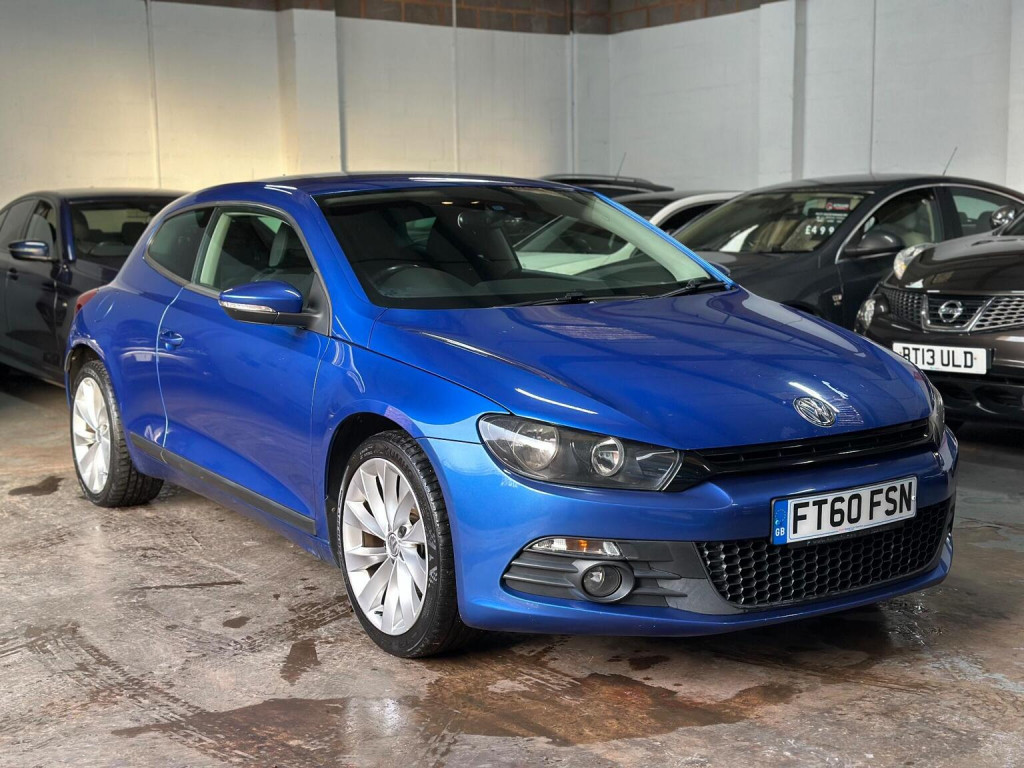 View VOLKSWAGEN SCIROCCO 2.0 TDI GT Euro 5 3dr