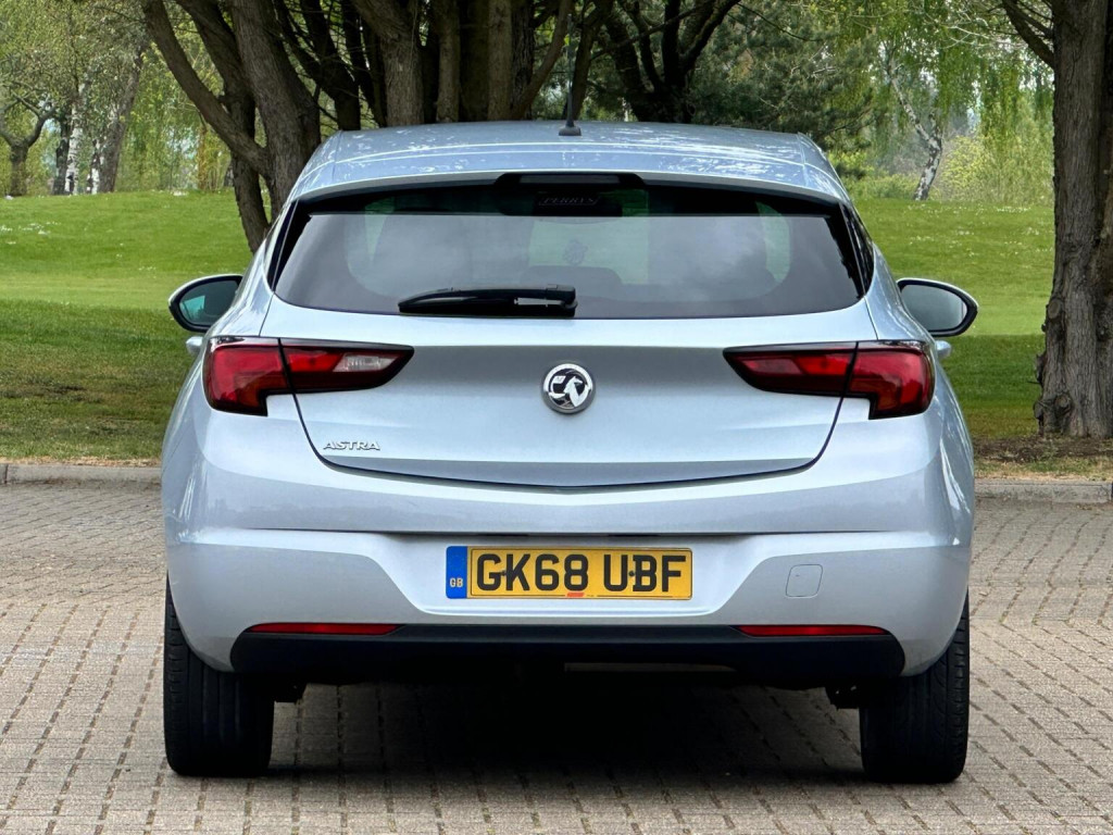 VAUXHALL ASTRA