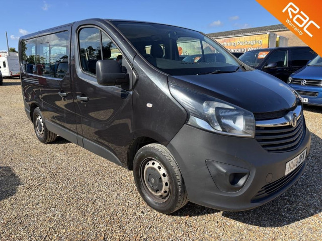 VAUXHALL VIVARO