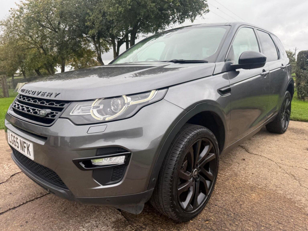 View LAND ROVER DISCOVERY SPORT 2.0 TD4 HSE Luxury Auto 4WD Euro 6 (s/s) 5dr