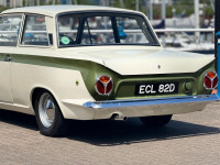 FORD CORTINA