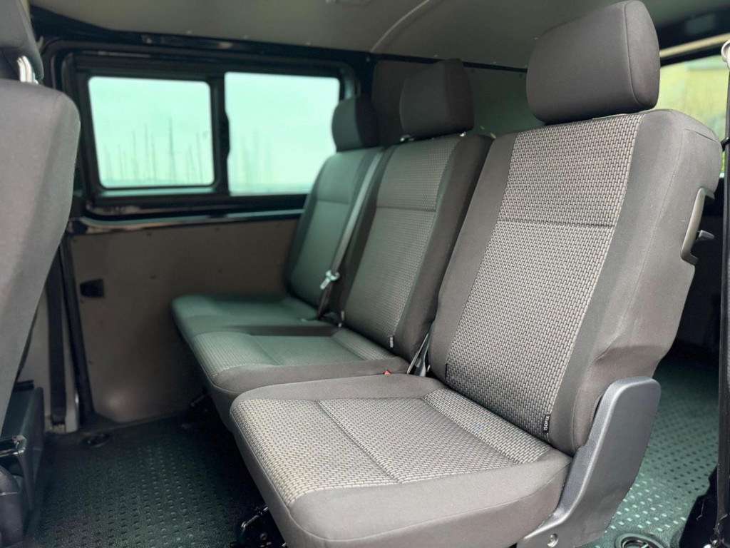 VOLKSWAGEN TRANSPORTER