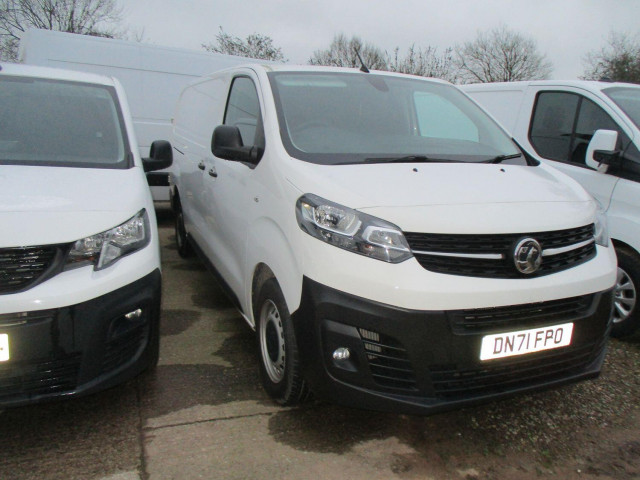 VAUXHALL VIVARO