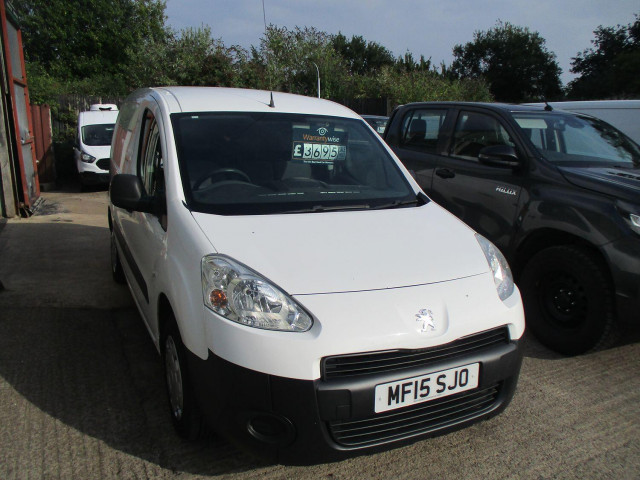PEUGEOT PARTNER