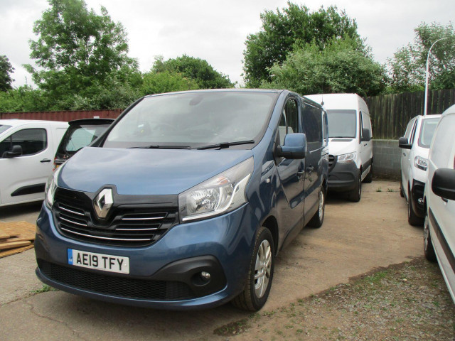 RENAULT TRAFIC
