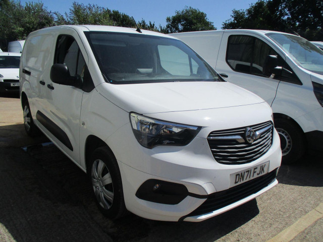 VAUXHALL COMBO