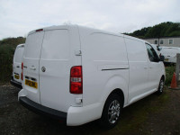 VAUXHALL VIVARO