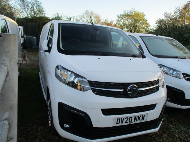 VAUXHALL VIVARO
