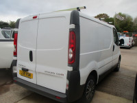VAUXHALL VIVARO
