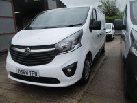 VAUXHALL VIVARO