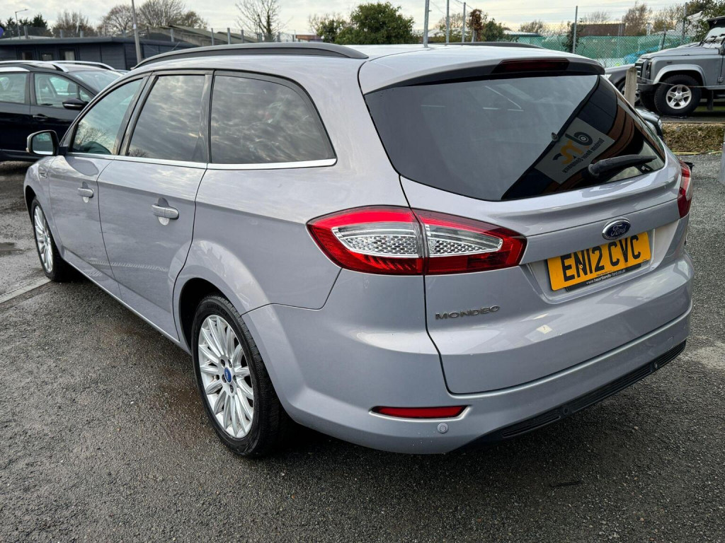 FORD MONDEO