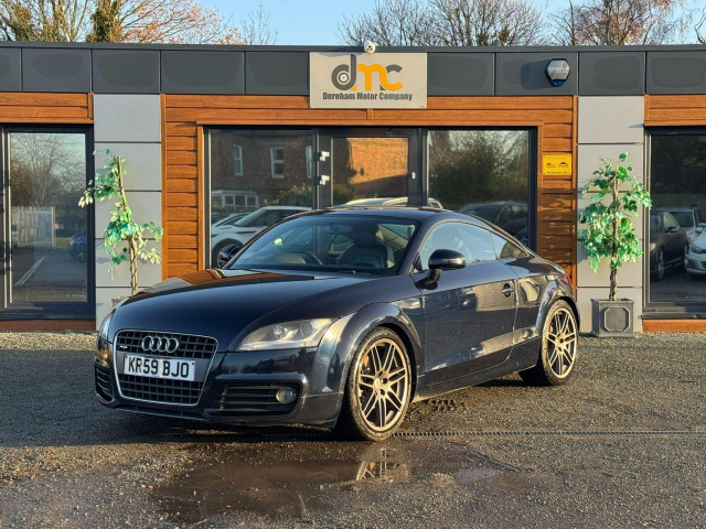 AUDI TT