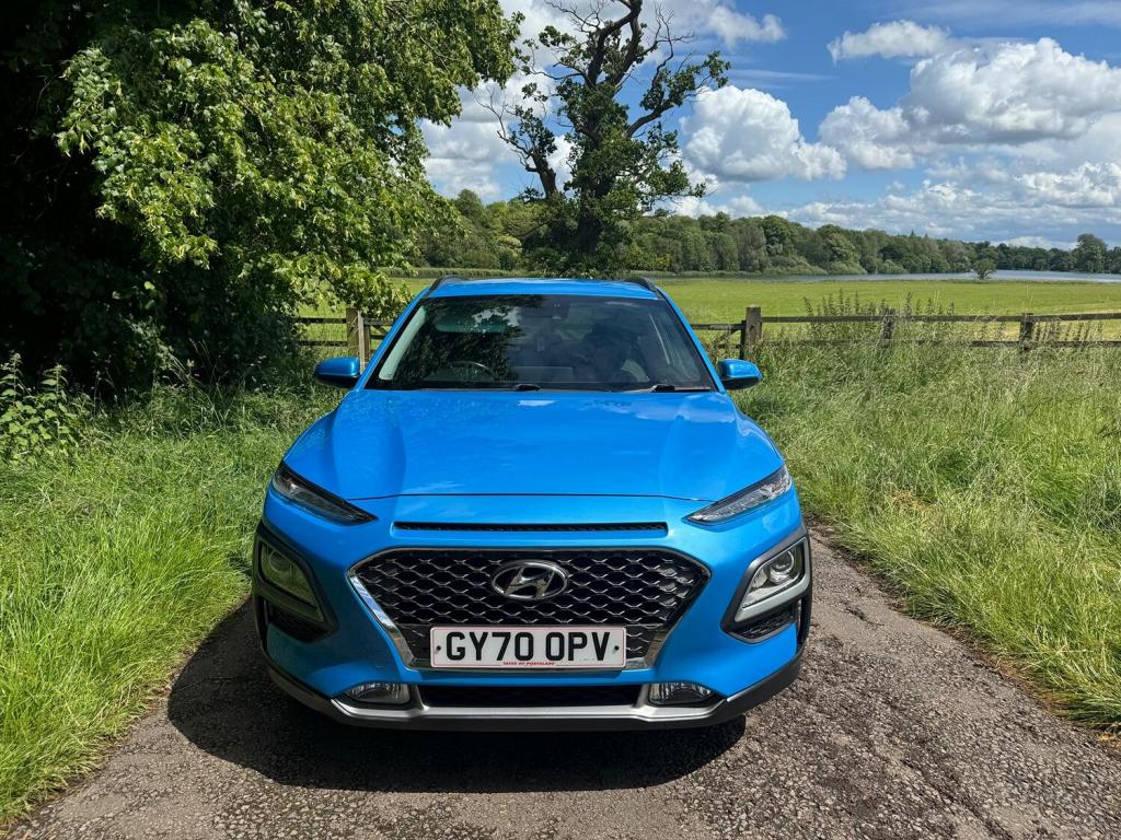 HYUNDAI KONA