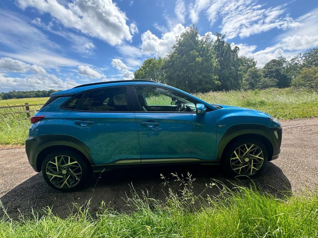 HYUNDAI KONA